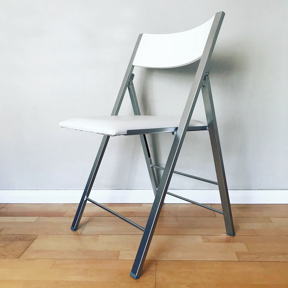 Set of 4 SPAZIO Folding Chairs 2 | Space Saving Furniture Australia