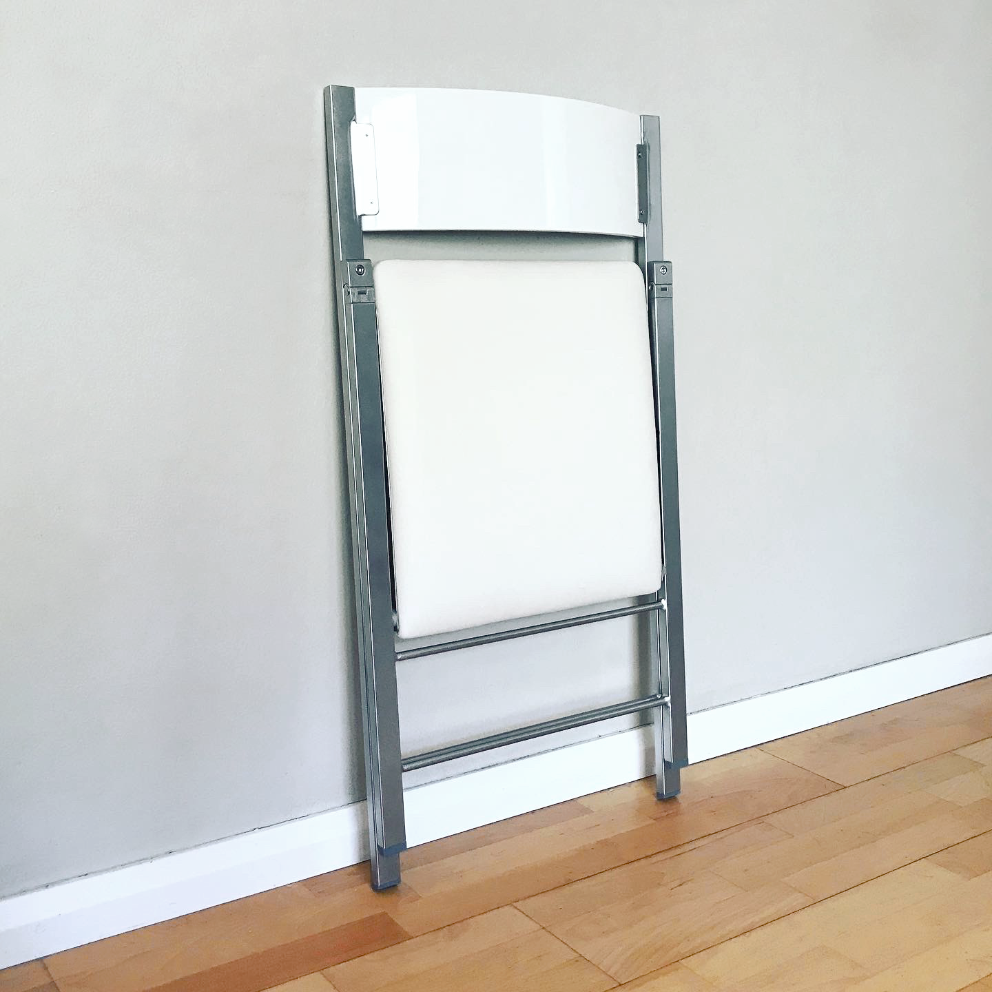 Set of 4 SPAZIO Folding Chairs 8 | Space Saving Furniture Australia